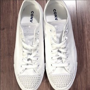 bedazzled converse shoes